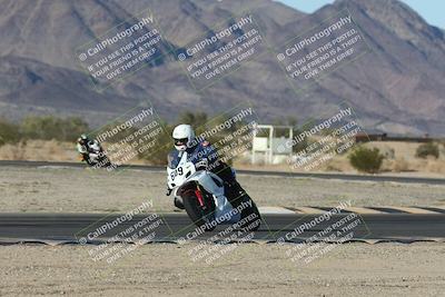 media/Nov-02-2025-CVMA (Sun) [[337aff29ab]]/Race 16-Formula Twins-Formula 40 UL(Holeshot)/